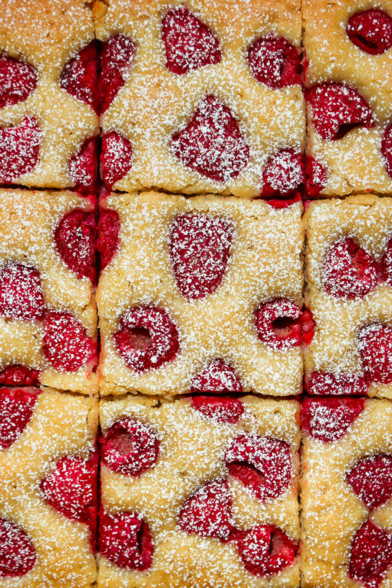 Easy Raspberry Cake - Taffey Bakery