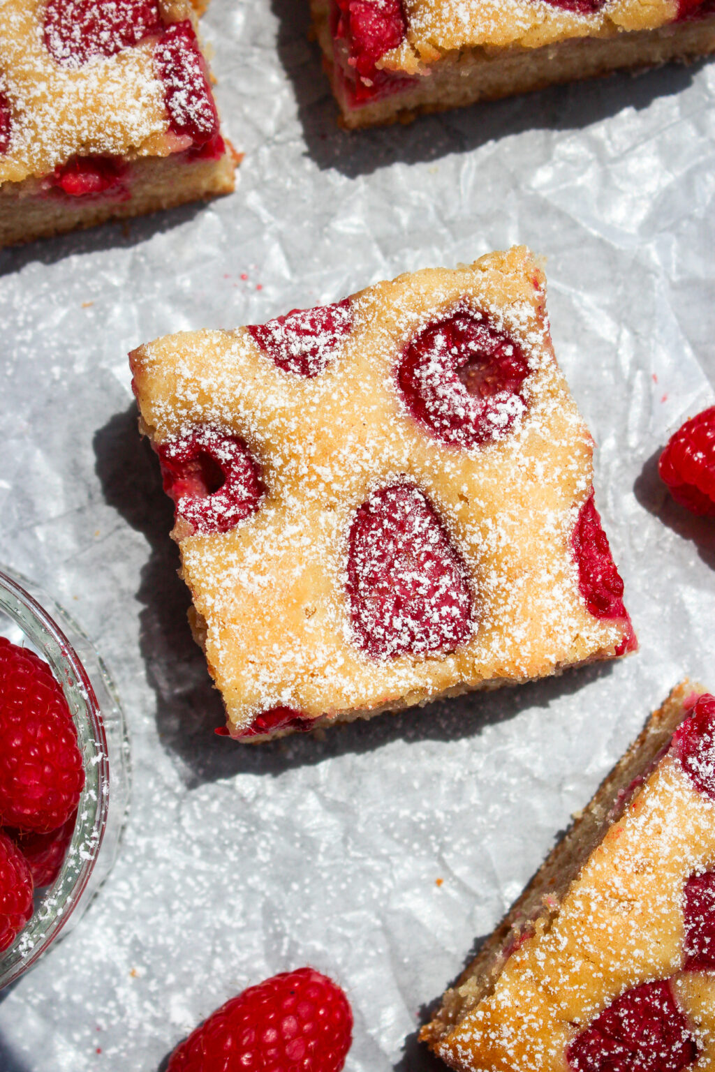 Easy Raspberry Cake - Taffey Bakery