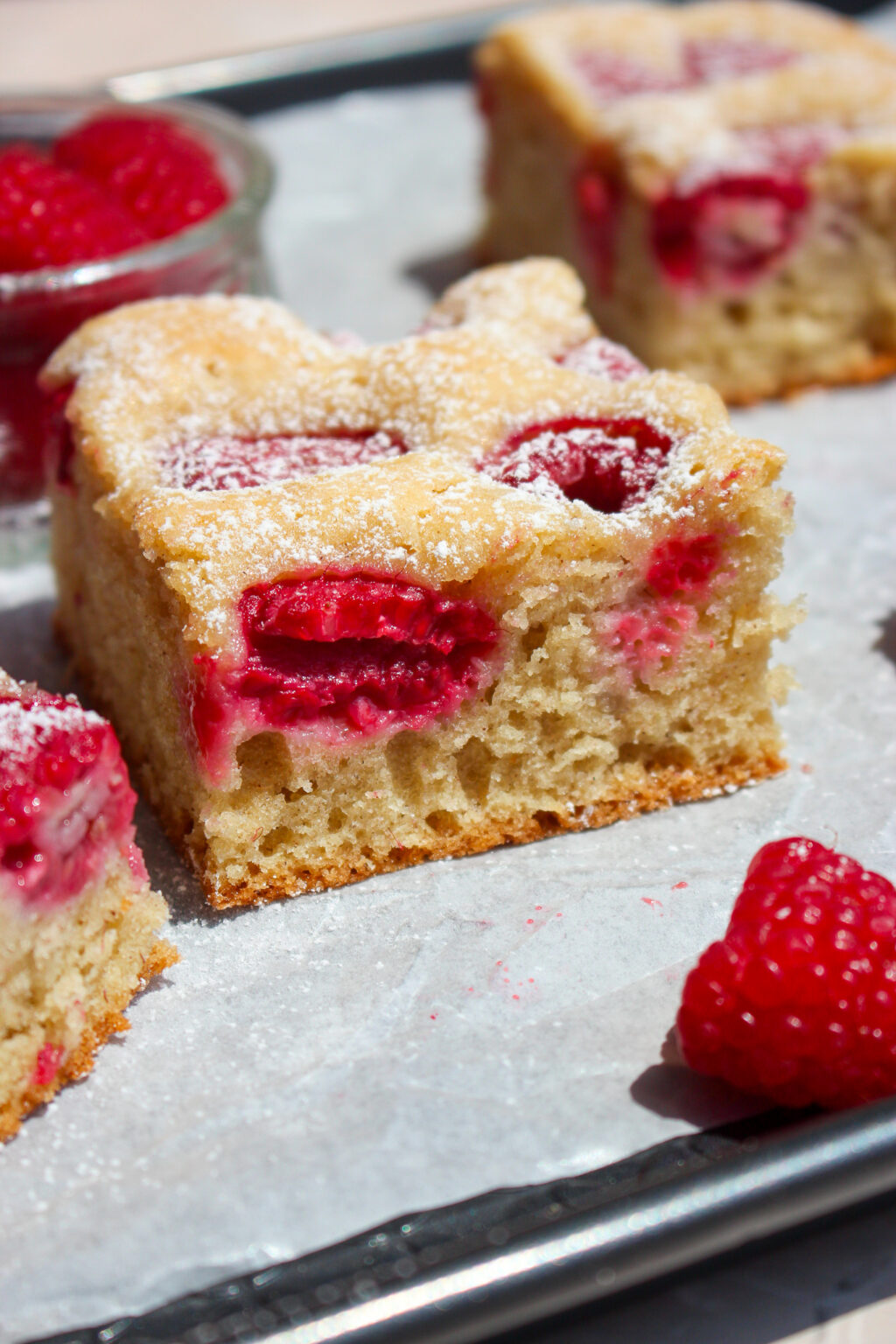 Easy Raspberry Cake - Taffey Bakery