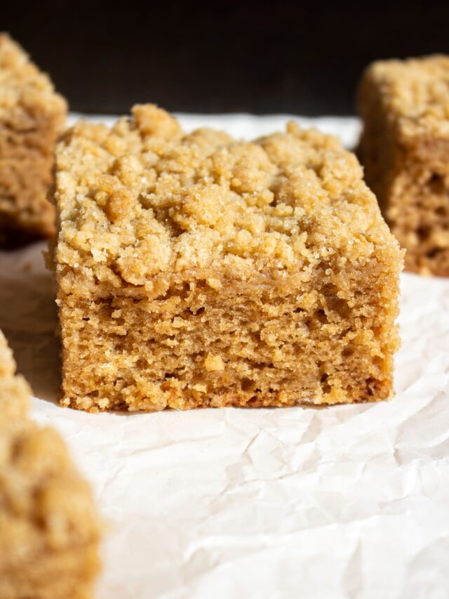 Easy Applesauce Cake